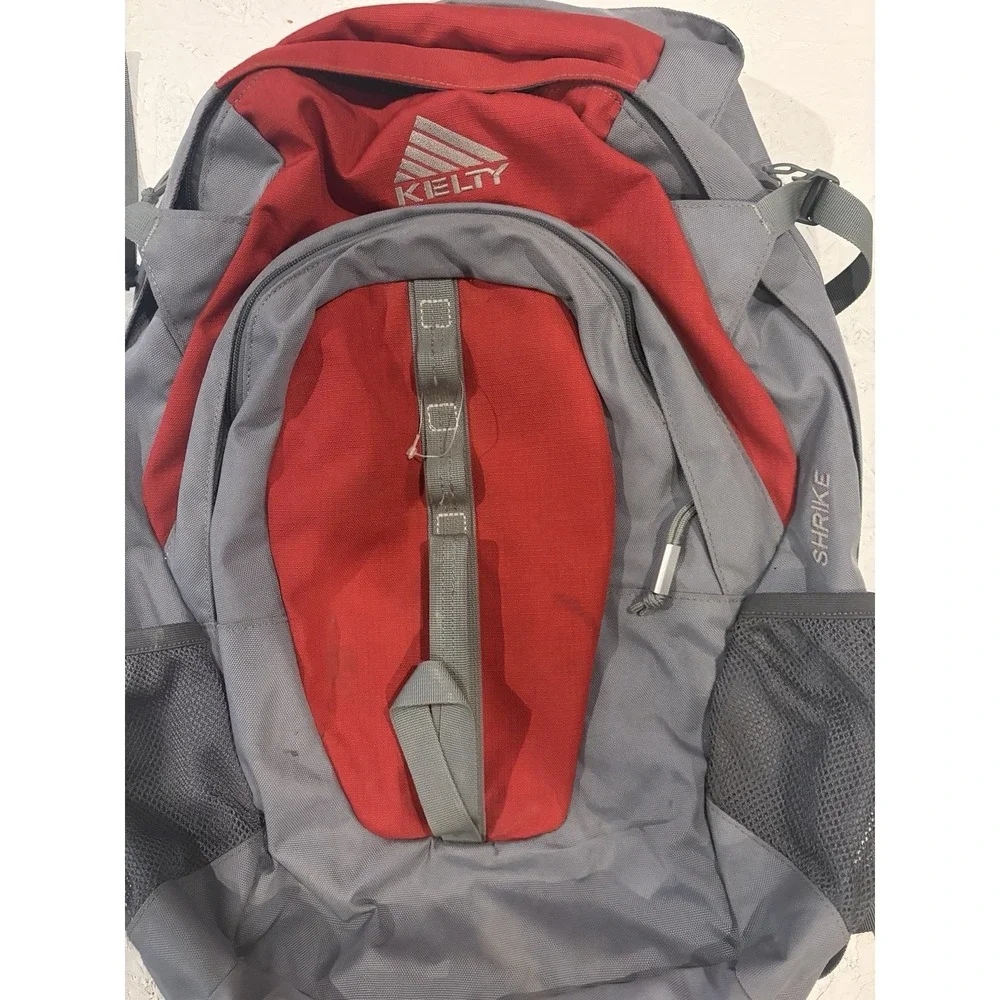 Kelty Shrike 32 Java Backpack Red Gray Hiking Outdoors Pockets Zippers